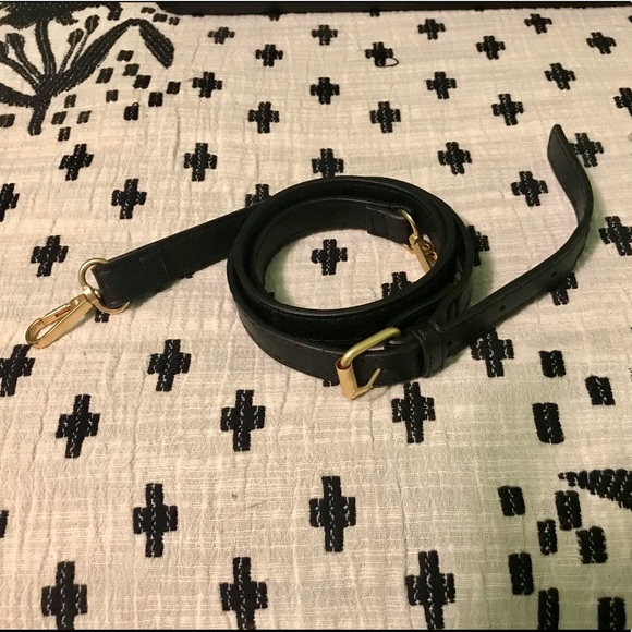 BEBE Crossbody Bag - NWT - Picture 3 of 11